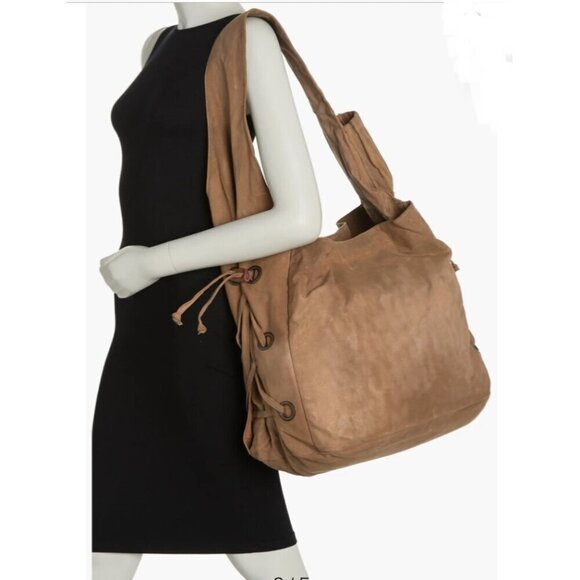 NEW Urban Outfitters WTF Maverick Tote Bag in Tawny Tan - Picture 2 of 7